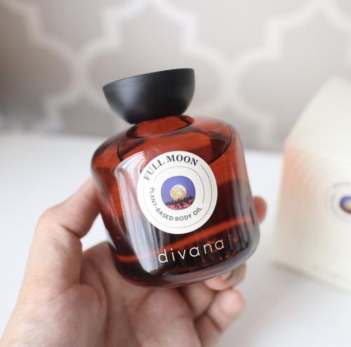 DIVANA  FULL MOON按摩精油100ml